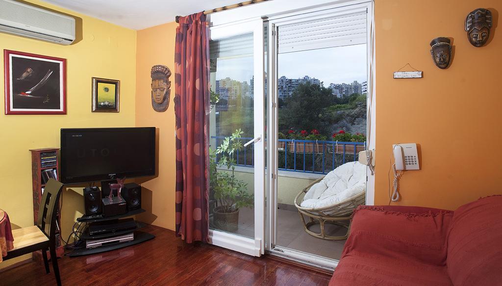 Apartment Sunny Yellow - With Balcony And Parking Place, Split Oda fotoğraf